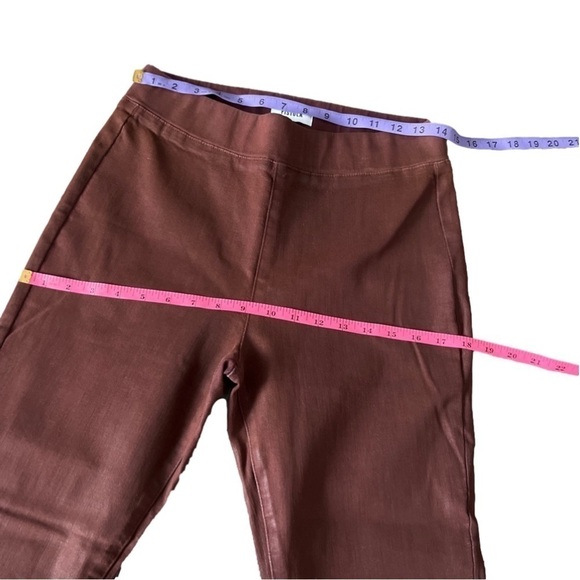 🆕 Pistola Aritzia Coated Black Cherry Jeggings - Picture 8 of 8